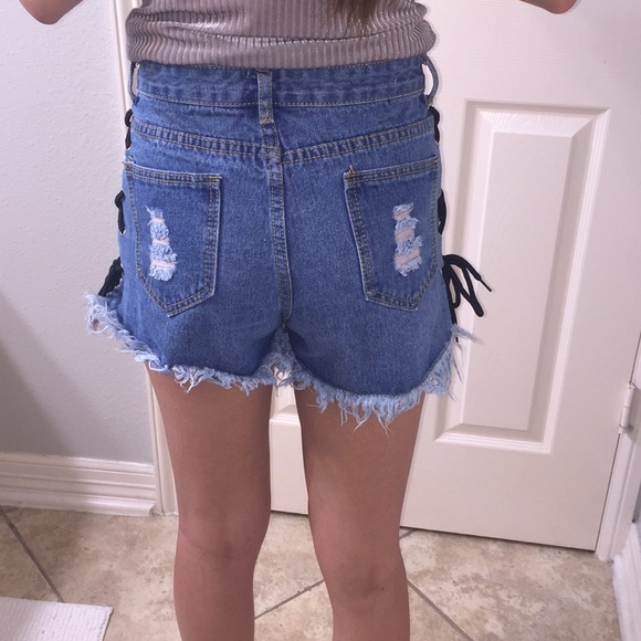 Jean shorts - Picture 3 of 4